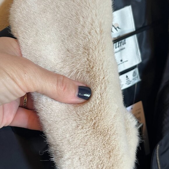 Abercrombie & Fitch Faux Fur Collar Mini Ultra Puffer Black Women's Medium - Picture 9 of 16